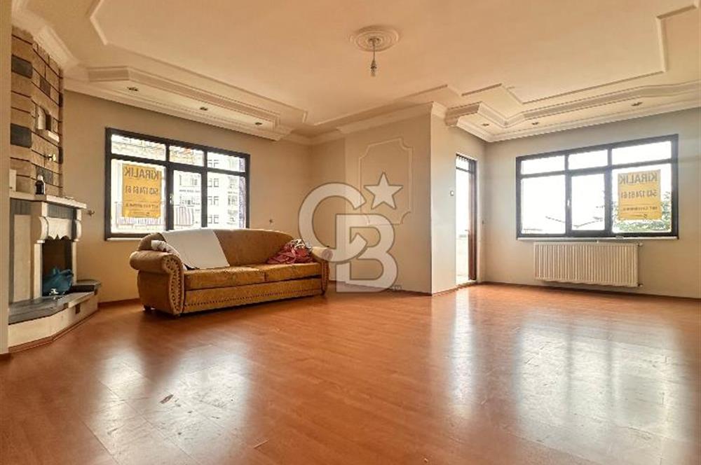 YILDIZLI'DA DENİZ MANZARALI ŞÖMİNELİ 3+1 GENİŞ KİRALIK DAİRE