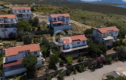KARABURUN KÜÇÜKBAHÇEDE 3+1 SATILIK VİLLA
