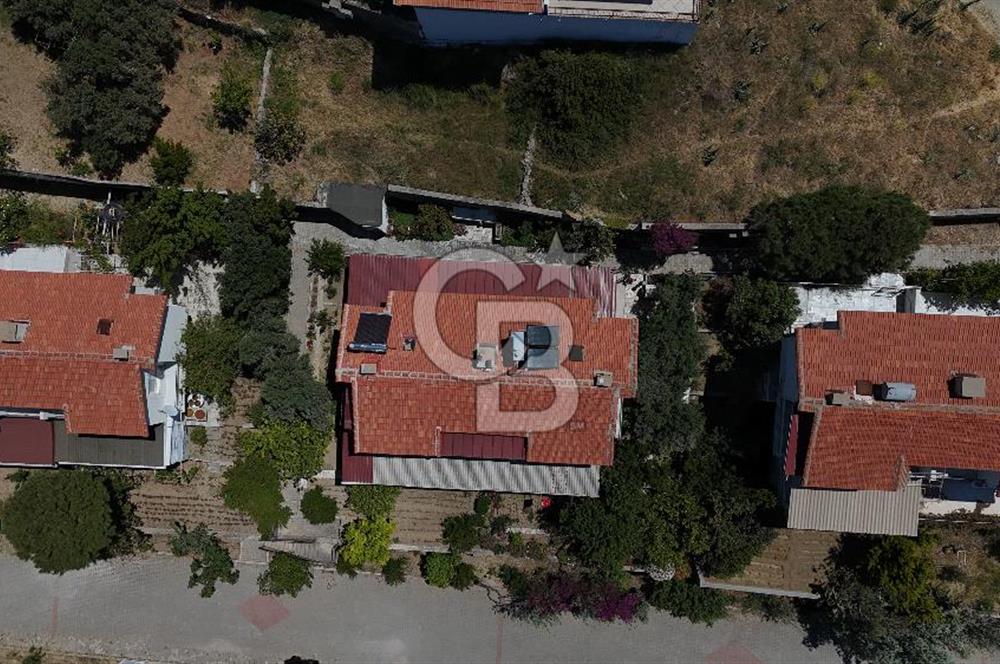 KARABURUN KÜÇÜKBAHÇEDE 3+1 SATILIK VİLLA