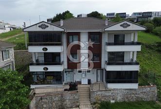 Konforlu Yaşam Sunan Panoramik Şehir Manzaralı Lüks Villa!