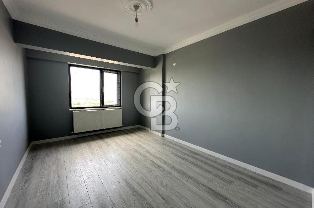 Konforlu Yaşam Sunan Panoramik Şehir Manzaralı Lüks Villa!