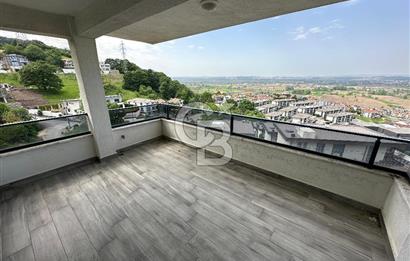 Konforlu Yaşam Sunan Panoramik Şehir Manzaralı Lüks Villa!