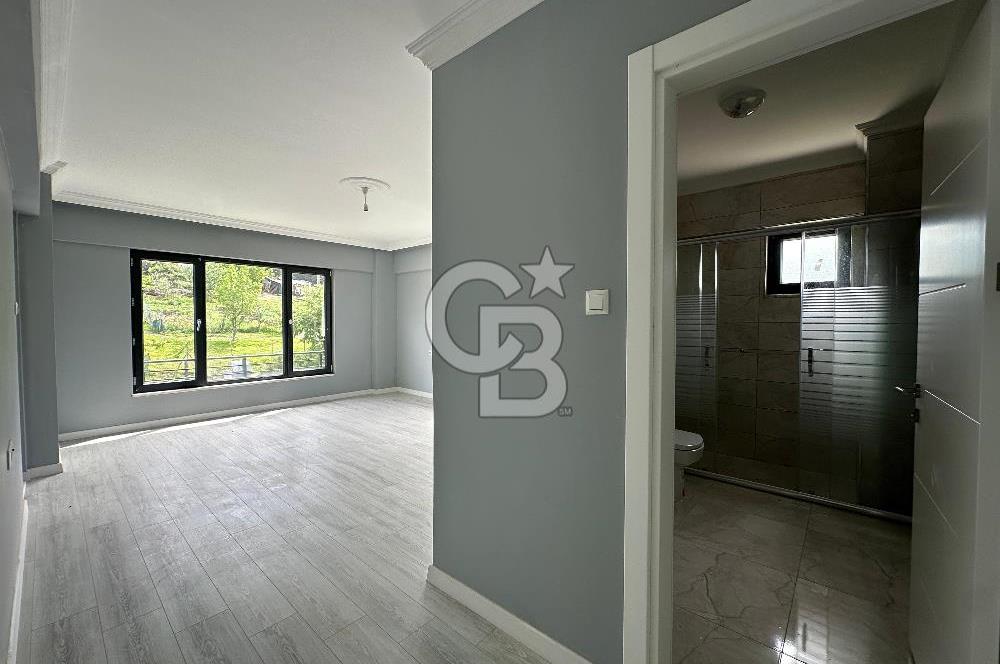 Konforlu Yaşam Sunan Panoramik Şehir Manzaralı Lüks Villa!
