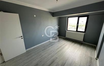 Konforlu Yaşam Sunan Panoramik Şehir Manzaralı Lüks Villa!