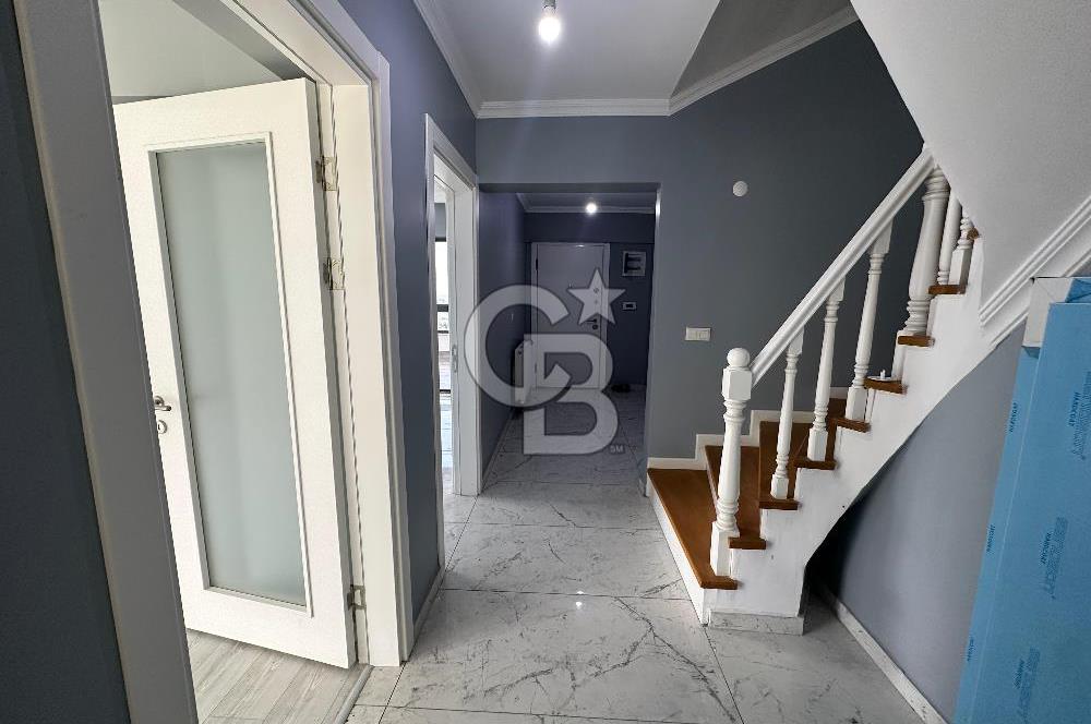Konforlu Yaşam Sunan Panoramik Şehir Manzaralı Lüks Villa!