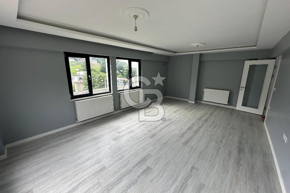 Konforlu Yaşam Sunan Panoramik Şehir Manzaralı Lüks Villa!