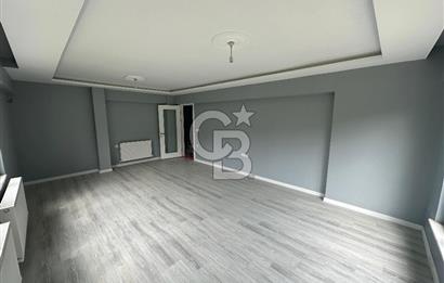 Konforlu Yaşam Sunan Panoramik Şehir Manzaralı Lüks Villa!