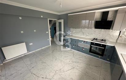 Konforlu Yaşam Sunan Panoramik Şehir Manzaralı Lüks Villa!