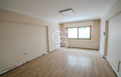 ALSANCAK 1.KORDONDA DENİZ MANZARALI SATILIK GENİŞ 4+1 DAİRE