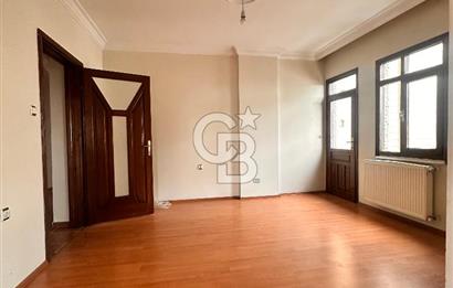 YILDIZLI'DA DENİZ MANZARALI ŞÖMİNELİ 3+1 GENİŞ KİRALIK DAİRE