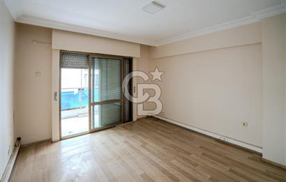 ALSANCAK 1.KORDONDA DENİZ MANZARALI SATILIK GENİŞ 4+1 OFİS