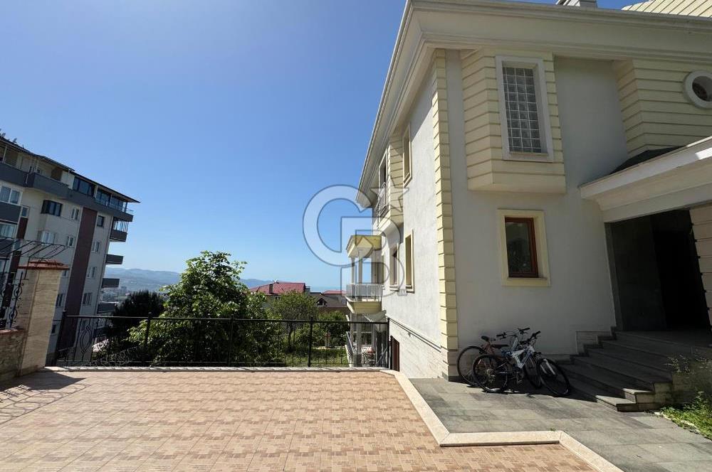 BOZTEPE DE FULL DENİZ MANZARALI LÜKS SATILIK VİLLA