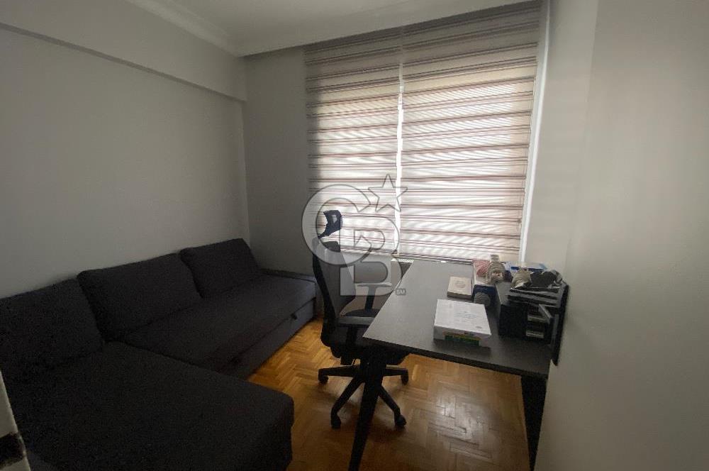 BEYLİKDÜZÜ ÖĞRETMENLER SİTESİNDE 3+1 YENİLENMİŞ KİRALIK DAİRE 