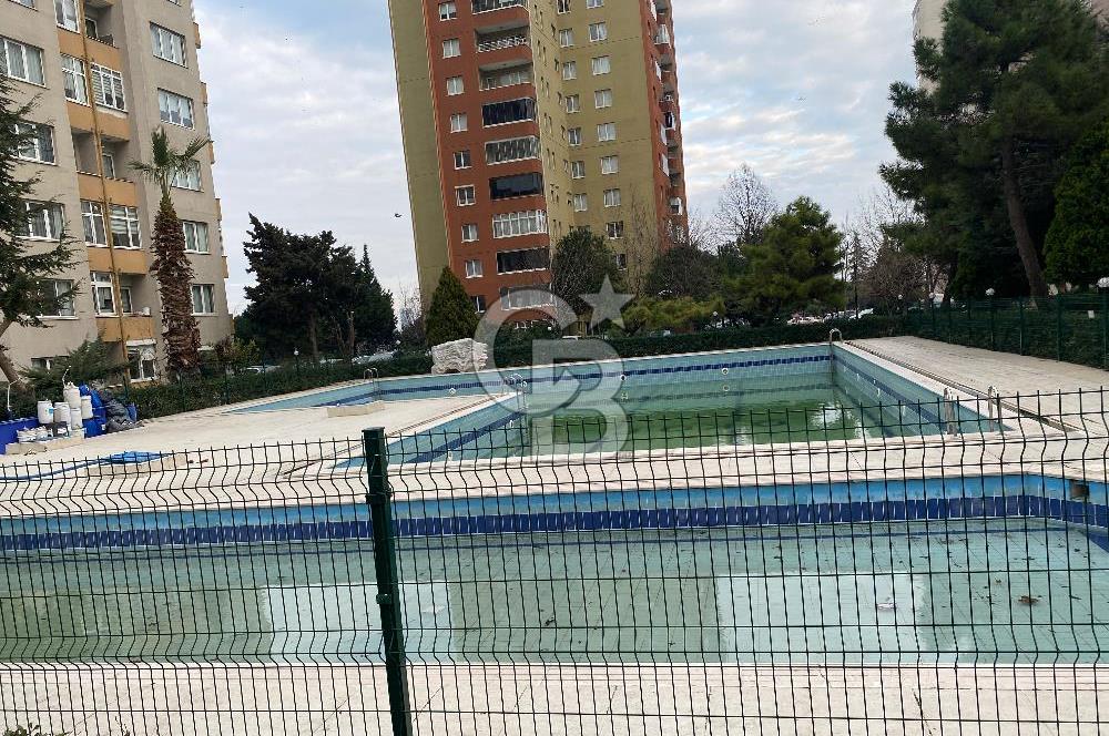BEYLİKDÜZÜ ÖĞRETMENLER SİTESİNDE 3+1 YENİLENMİŞ KİRALIK DAİRE 