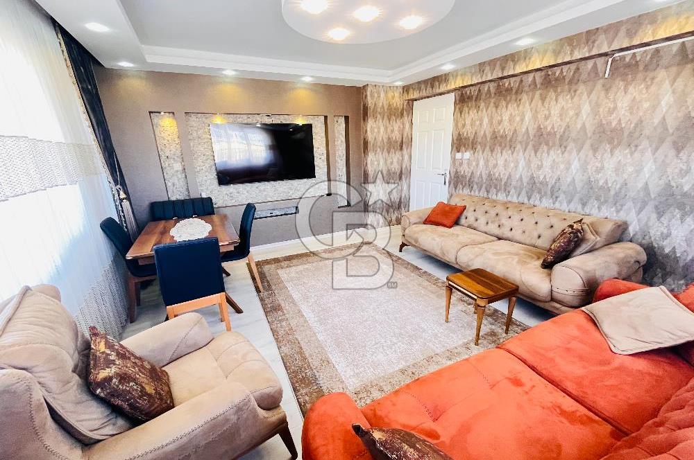 Bornovada Site İçinde Manzaralı Full Tadilatlı Satılık 3+1 Daire