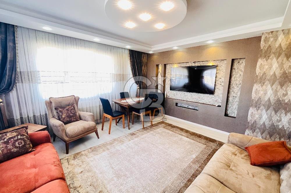 Bornovada Site İçinde Manzaralı Full Tadilatlı Satılık 3+1 Daire