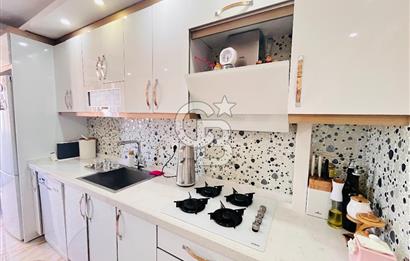 Bornovada Site İçinde Manzaralı Full Tadilatlı Satılık 3+1 Daire