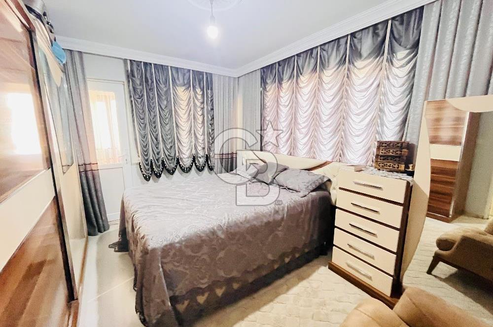 Bornovada Site İçinde Manzaralı Full Tadilatlı Satılık 3+1 Daire