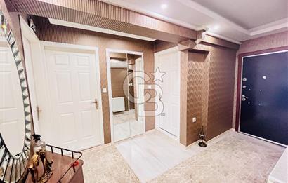 Bornovada Site İçinde Manzaralı Full Tadilatlı Satılık 3+1 Daire