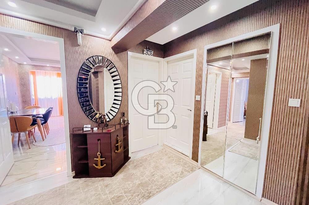 Bornovada Site İçinde Manzaralı Full Tadilatlı Satılık 3+1 Daire