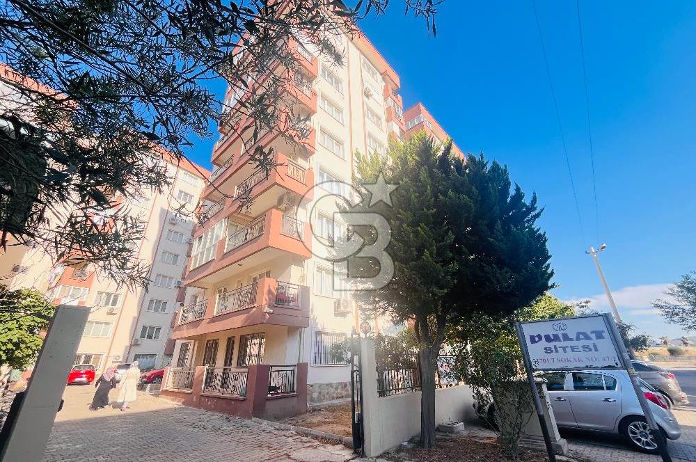 Bornovada Site İçinde Manzaralı Full Tadilatlı Satılık 3+1 Daire