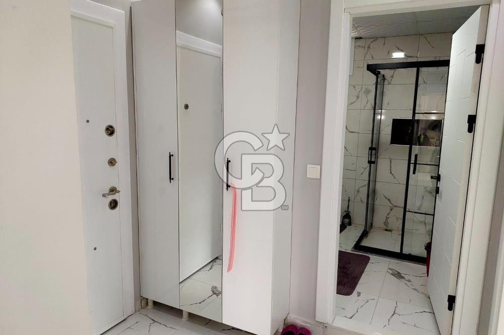YENİ FOÇA'DA MÜSTAKİL BAHÇELİ 2+1 EŞYALI KİRALIK DAİRE
