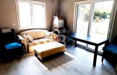 YENİ FOÇA'DA MÜSTAKİL BAHÇELİ 2+1 EŞYALI KİRALIK DAİRE