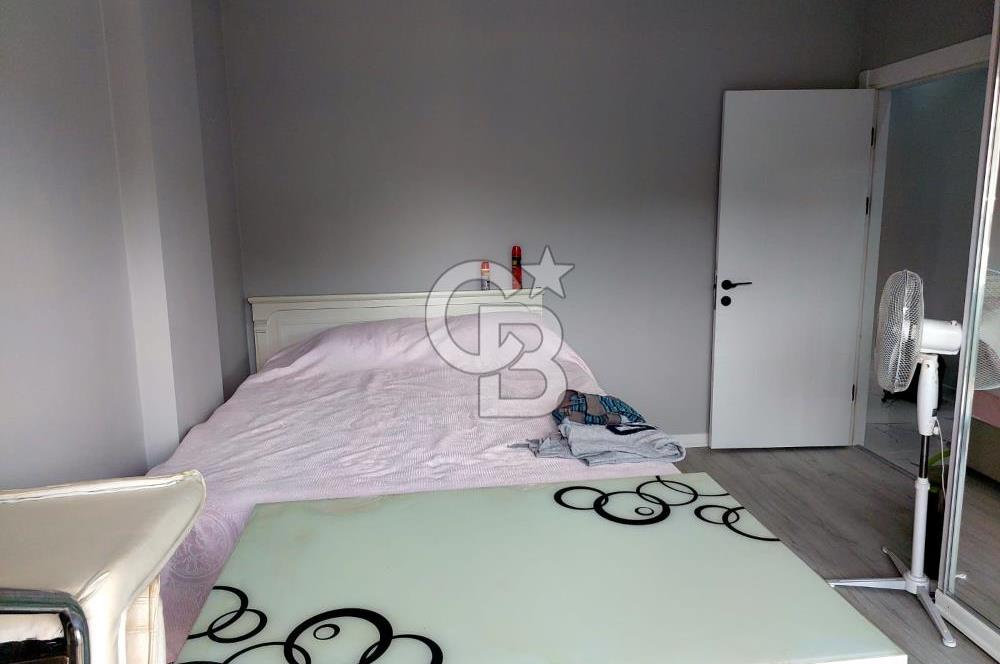 YENİ FOÇA'DA MÜSTAKİL BAHÇELİ 2+1 EŞYALI KİRALIK DAİRE