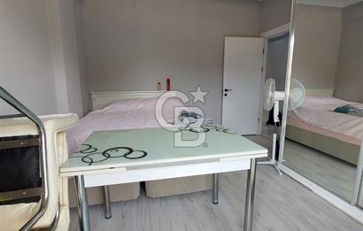 YENİ FOÇA'DA MÜSTAKİL BAHÇELİ 2+1 EŞYALI KİRALIK DAİRE