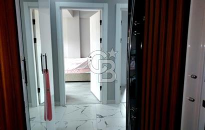 YENİ FOÇA'DA MÜSTAKİL BAHÇELİ 2+1 EŞYALI KİRALIK DAİRE