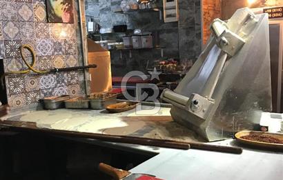 RUMELİ HİSAR ÜSTÜ FIRSAT DEVREN KİRALIK DÜKKAN