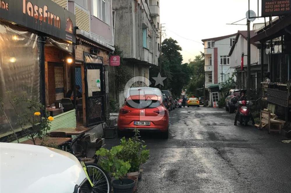 RUMELİ HİSAR ÜSTÜ FIRSAT DEVREN KİRALIK DÜKKAN