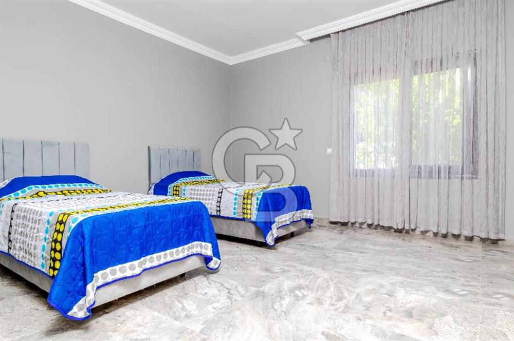 URLA KENT SİTESİ FULL DENİZ MANZARALI ÖZEL HAVUZLU VİLLA