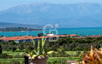 URLA KENT SİTESİ FULL DENİZ MANZARALI ÖZEL HAVUZLU VİLLA