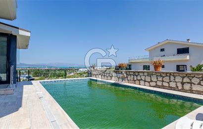URLA KENT SİTESİ FULL DENİZ MANZARALI ÖZEL HAVUZLU VİLLA