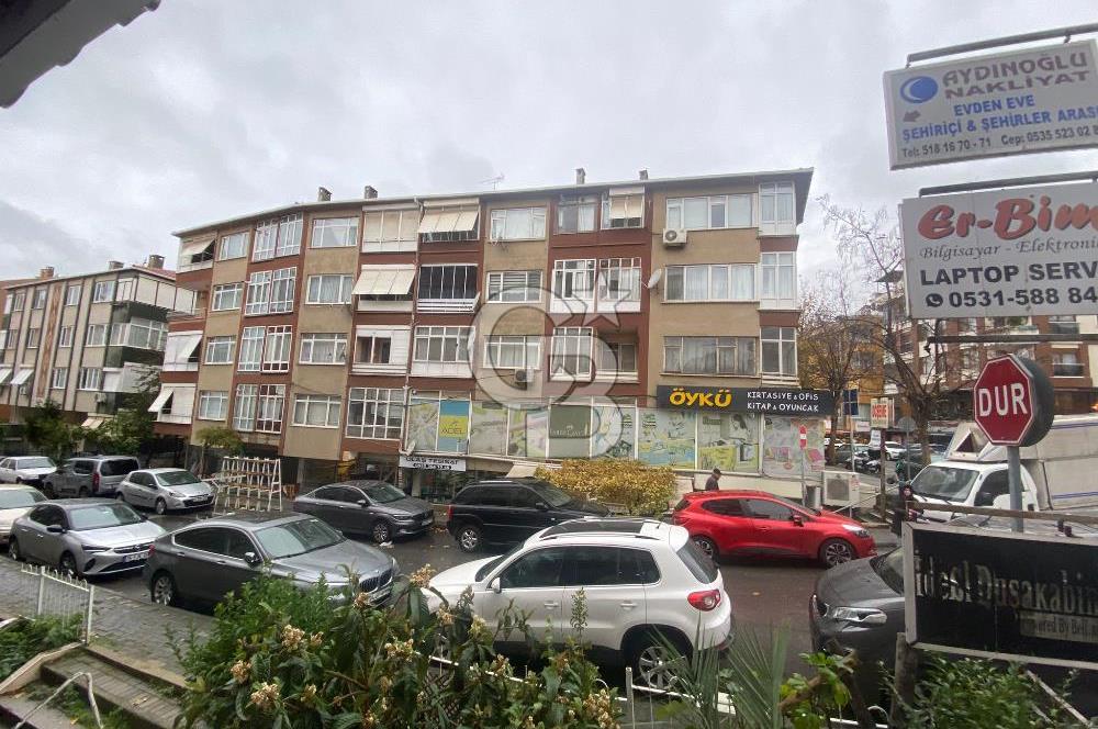 Küçükyalı Mektep Caddesinde 2+1 Yatırımlık