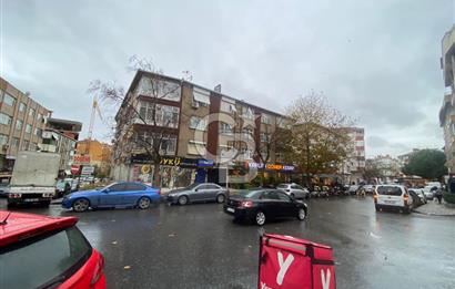 Küçükyalı Mektep Caddesinde 2+1 Yatırımlık