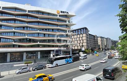 BEYOĞLU ANA CADDE ÜZERİ ÇİFT CEPHELİ ULTRA LÜX DİŞ KLİNİĞİ