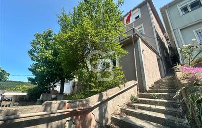 BEYKOZ YENİ MAHALLEDE 4 KATLI SATILIK BİNA