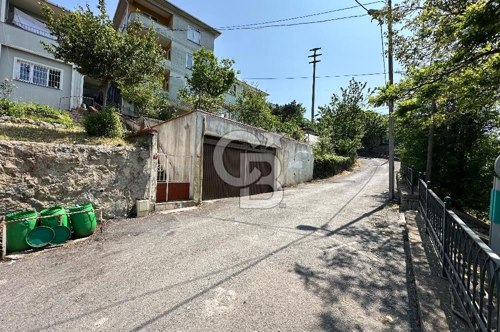 BEYKOZ YENİ MAHALLEDE 4 KATLI SATILIK BİNA