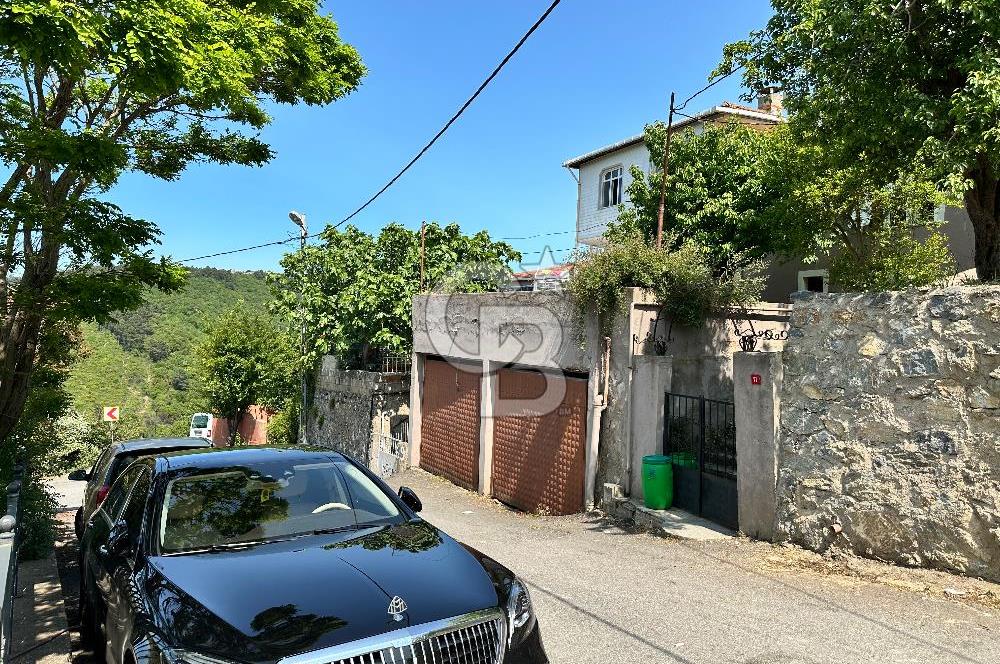 BEYKOZ YENİ MAHALLEDE 4 KATLI SATILIK BİNA