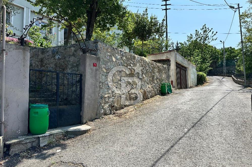 BEYKOZ YENİ MAHALLEDE 4 KATLI SATILIK BİNA