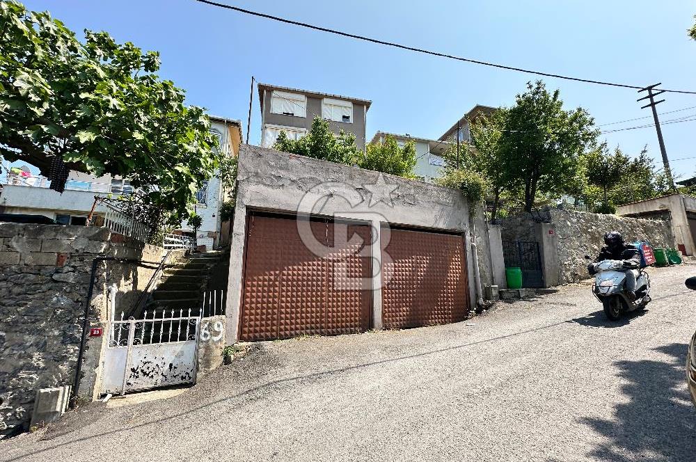 BEYKOZ YENİ MAHALLEDE 4 KATLI SATILIK BİNA