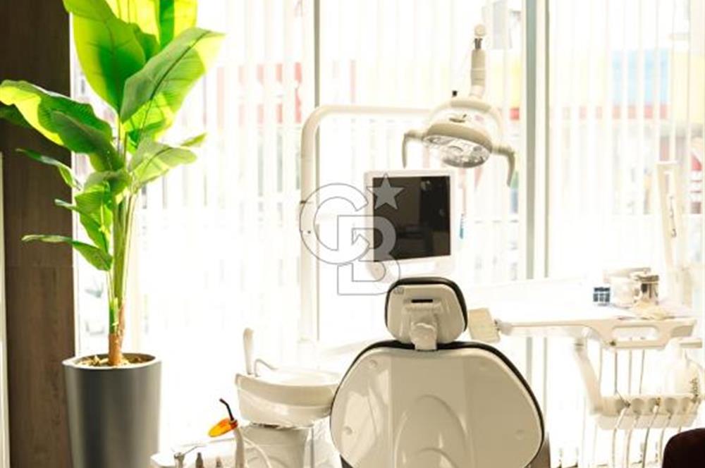 Beyoğlu Ana Cadde Üzeri Çift Cepheli Ultra Lüks Diş Kliniği