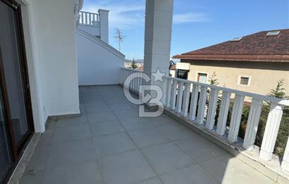 Kurtköy Çamlık'ta Muhteşem Manzaralı Satılık Forleks Villa