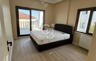 Kurtköy Çamlık'ta Muhteşem Manzaralı Satılık Forleks Villa