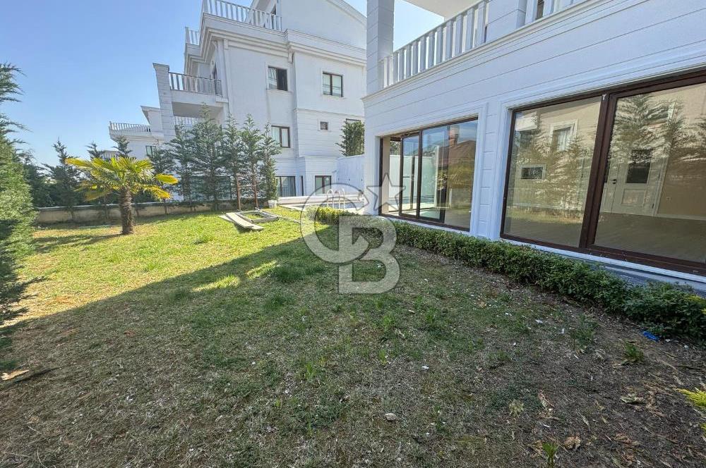 Kurtköy Çamlık'ta Muhteşem Manzaralı Satılık Forleks Villa