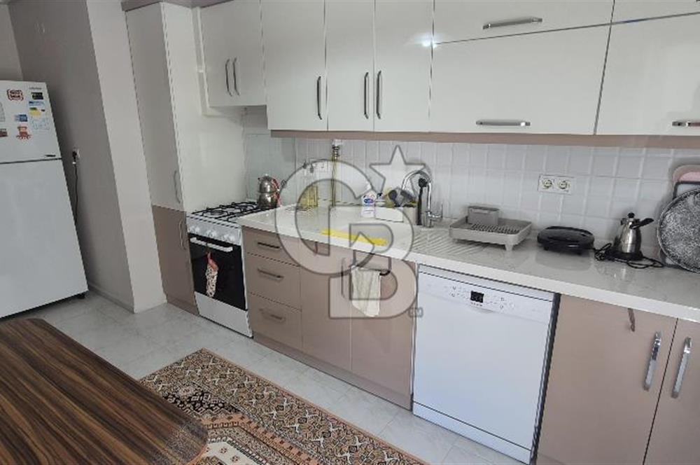 Ege Mahallesi Tütüncüler Sitesi'nde Doğalgazlı Ara Kat Fırsatı! 