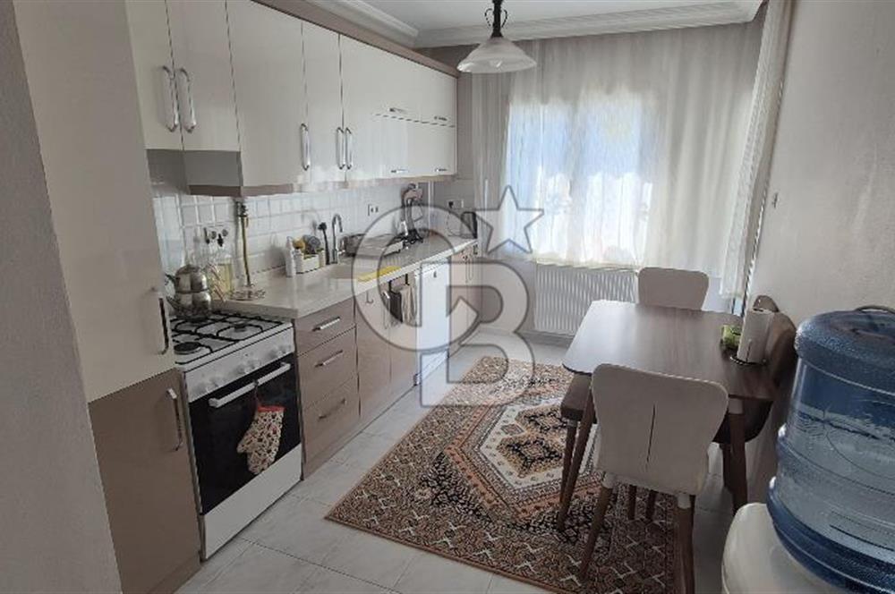 Ege Mahallesi Tütüncüler Sitesi'nde Doğalgazlı Ara Kat Fırsatı! 