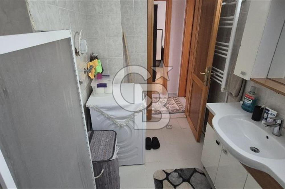Ege Mahallesi Tütüncüler Sitesi'nde Doğalgazlı Ara Kat Fırsatı! 